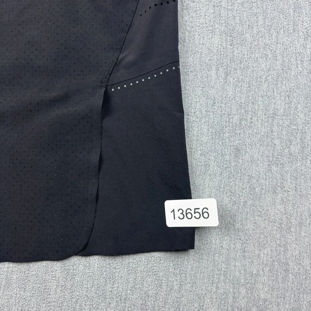 Lululemon Tank Top Womens 8‎ Black Find Your Pace Sleeveless Running Athletic